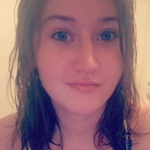 Meet your Posher, Hilary